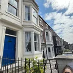 Apartamento Granby House Apartments, 2, In The Old Town, 5 Minutes Walk To South Bay Beach, Free On Street Parking