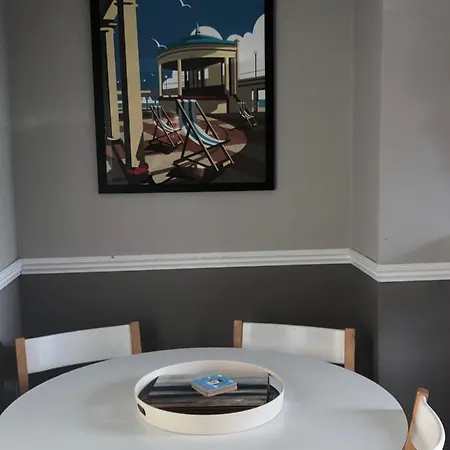 Granby House Apartments, 2, In The Old Town, Free On Street Parking Included Apartman