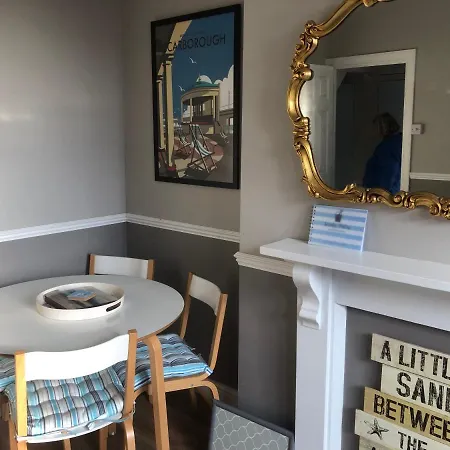 Granby House Apartments, 2, In The Old Town, Free On Street Parking Included Апартаменты